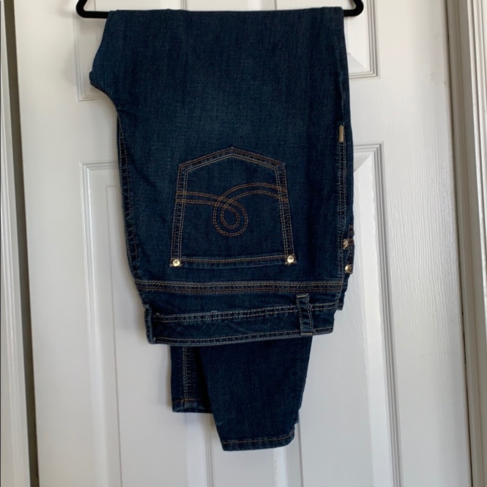 Melissa McCarthy Seven7 straight jeans